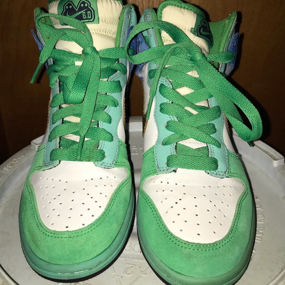 Green blue and yellow Hi-top Nike - Picture 1 of 8